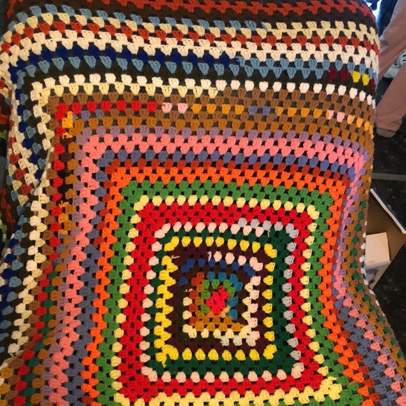 Crotchet granny square multi colored blanket throw - Picture 5 of 5